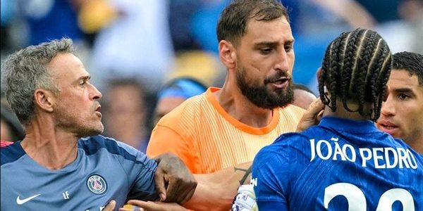 لويس إنريكي يعلق على الحادثة المثيرة مع جواو بيدرو بعد نهائي كأس العالم للأندية يلا شوت